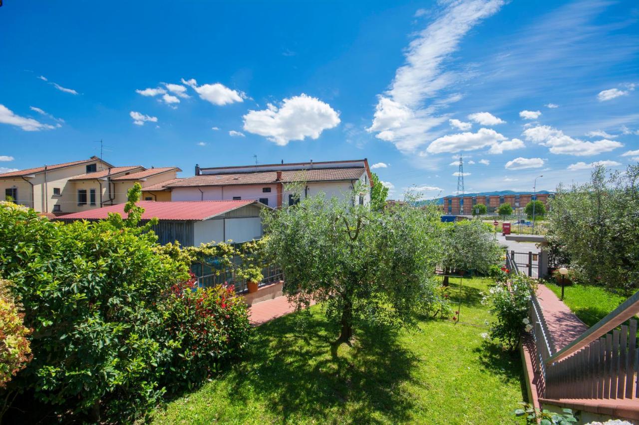 Bed & Breakfast Profumo D'Estate Agliana Buitenkant foto