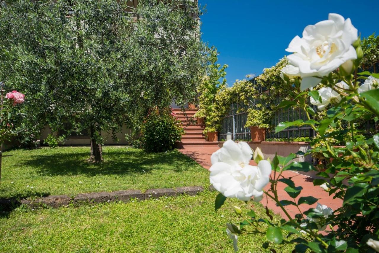 Bed & Breakfast Profumo D'Estate Agliana Buitenkant foto